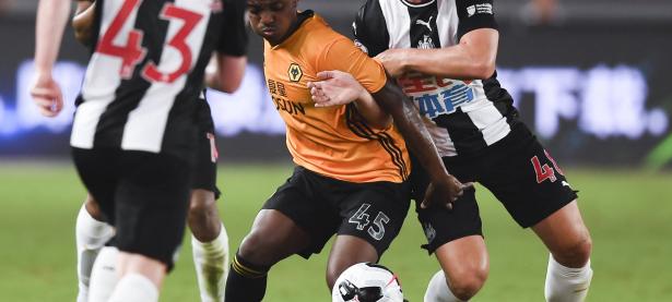 B体育体育网址-关于热刺中场展现出色表现，球队备受瞩目的信息