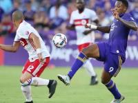 B体育体育娱乐-包含头名之争！贝蒂斯战平莱万特，难解难分的词条