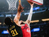 B体育体育链接-关于莱昂纳德伤愈归来，快船战斗力大增挑战西部豪强的信息