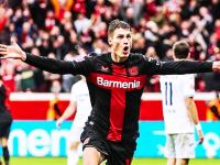 B体育体育vip注册-沙尔克04客场逼平勒沃库森，保住不败纪录的简单介绍