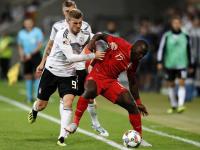 B体育体育官方-哥伦比亚战胜秘鲁，小组排名上升