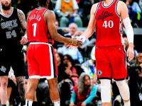 B体育体育在线-包含快船大胜马刺，拿下五连胜追赶西部前列的词条