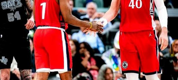 B体育体育在线-包含快船大胜马刺，拿下五连胜追赶西部前列的词条