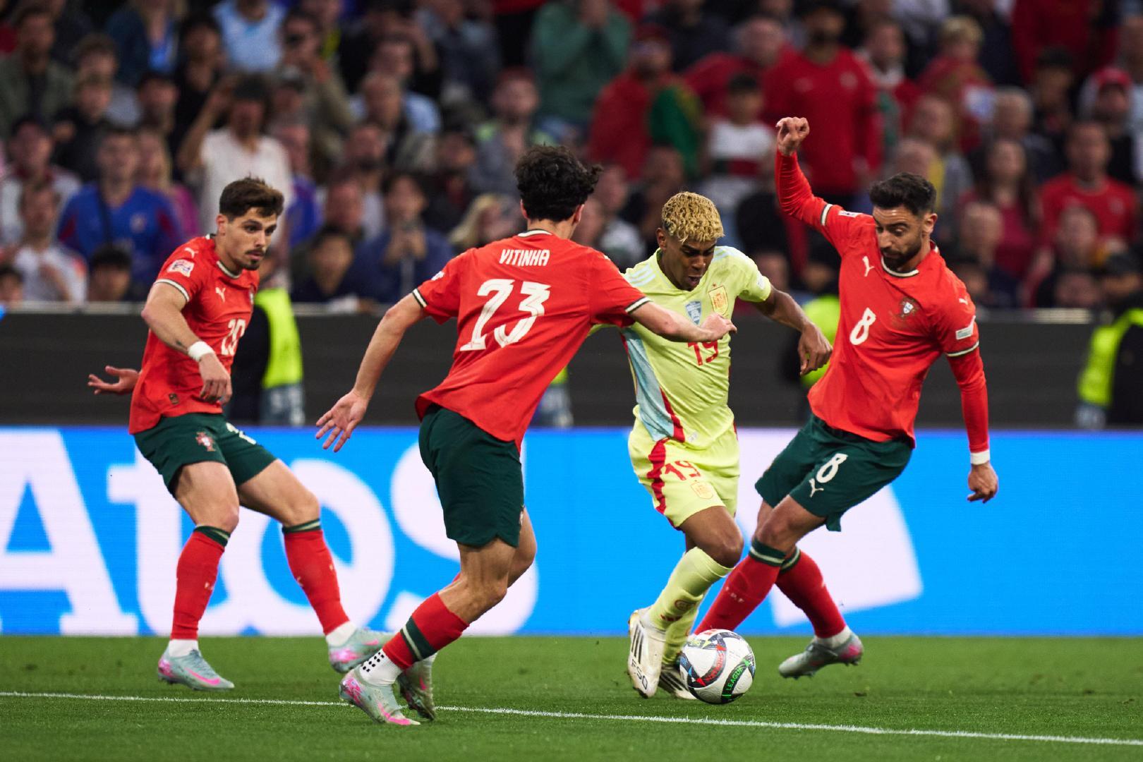 西班牙击败葡萄牙队，挺进欧国盃四强的简单介绍