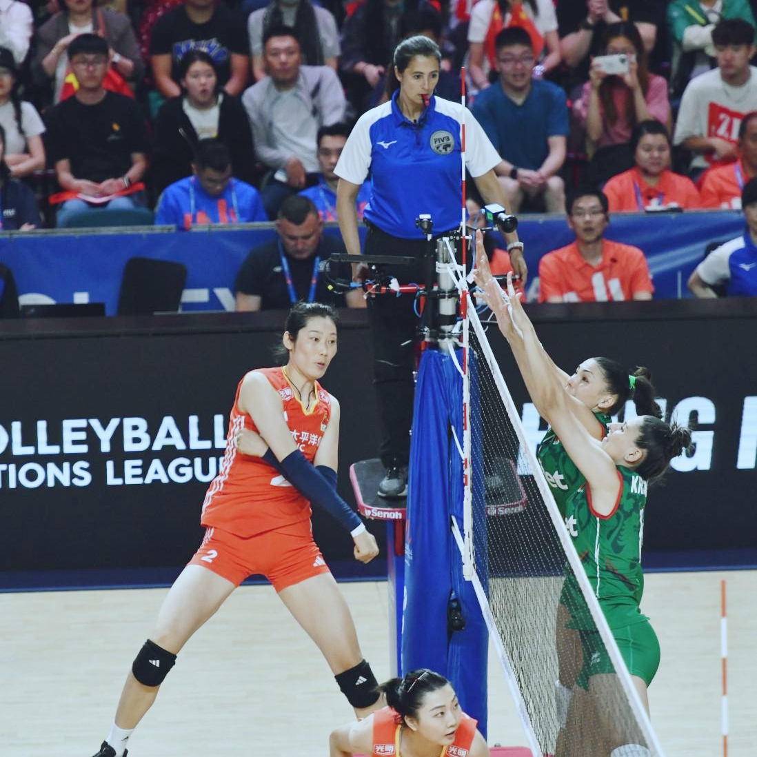 英格兰主场大战保加利亚，轻松取得胜利的简单介绍