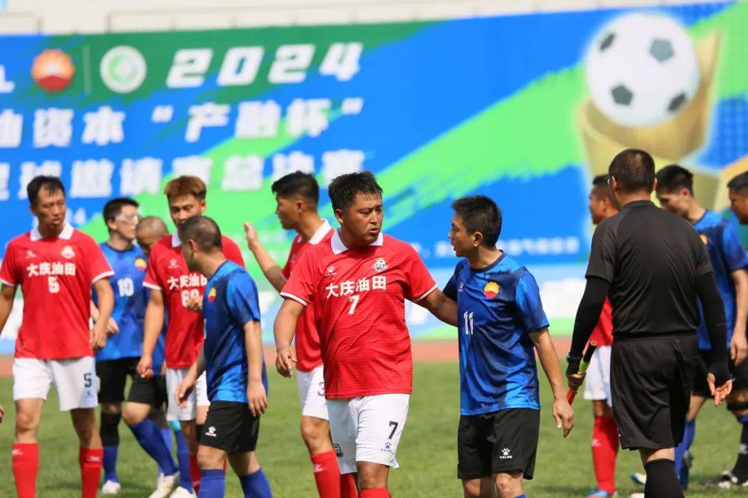 家门球队全力以赴，成功晋级下一轮的简单介绍