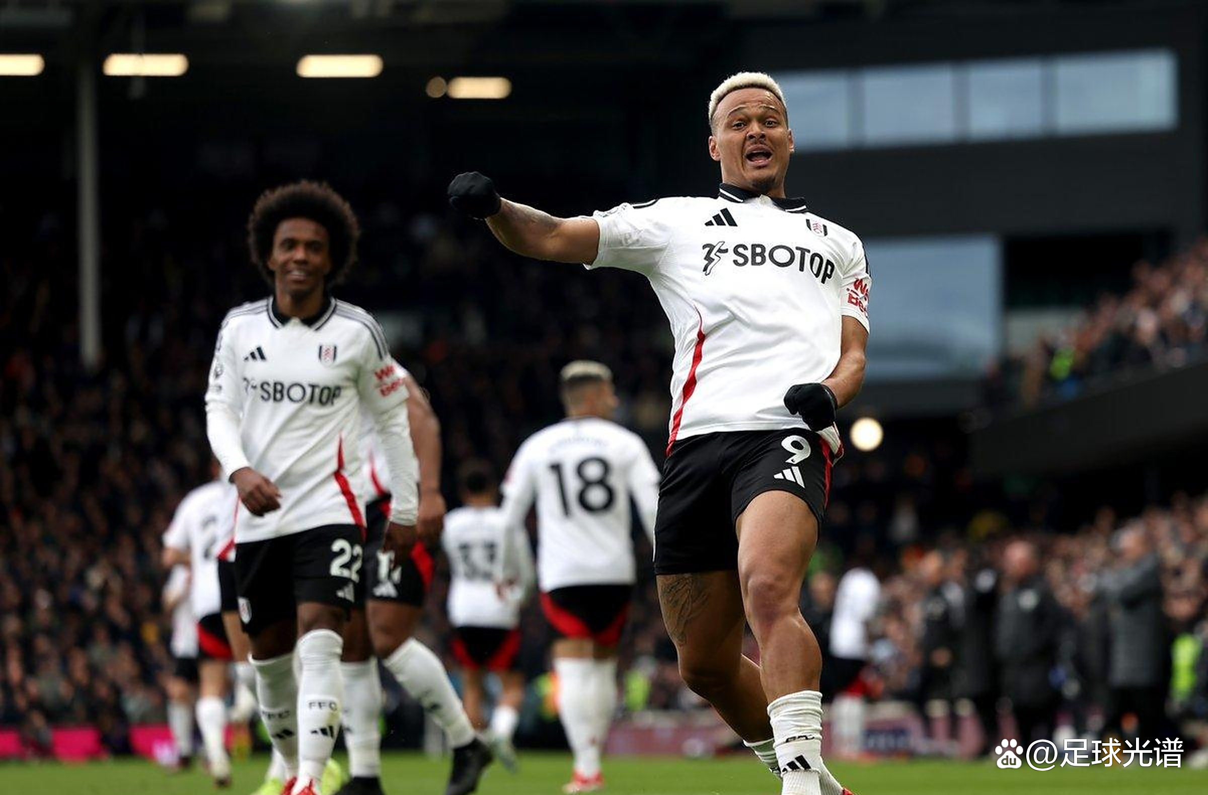 关于利兹联队新引援是否能够帮助球队提升战斗力？的信息