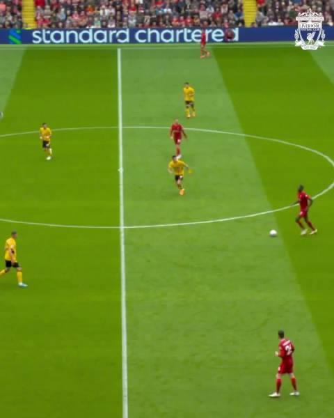 利物浦队在比赛中打入最后一球 利物浦队在比赛中打入最后一球