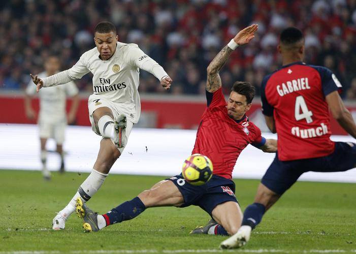 里尔队未能守住领先优势,遭遇惨败的简单介绍 里尔队未能守住领先优势,遭遇惨败的简单介绍