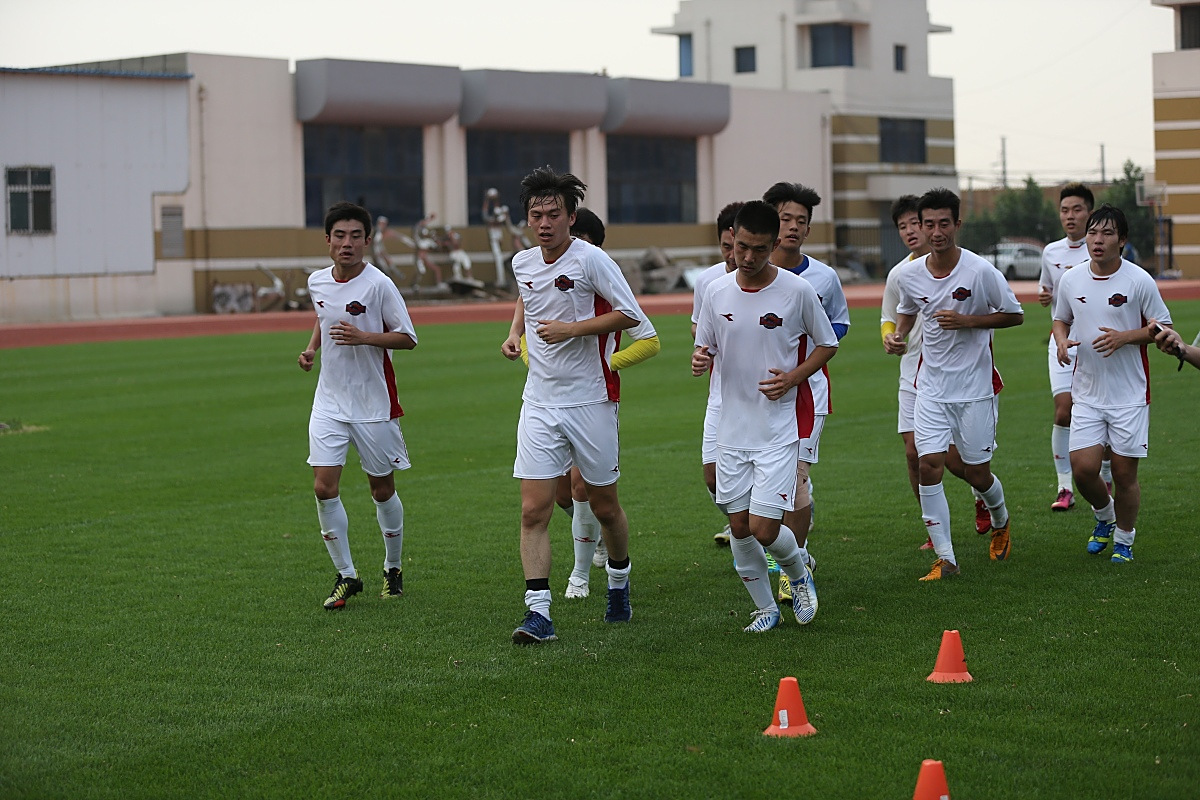 包含青岛队实现逆袭,带来震撼胜利的词条 包含青岛队实现逆袭,带来震撼胜利的词条