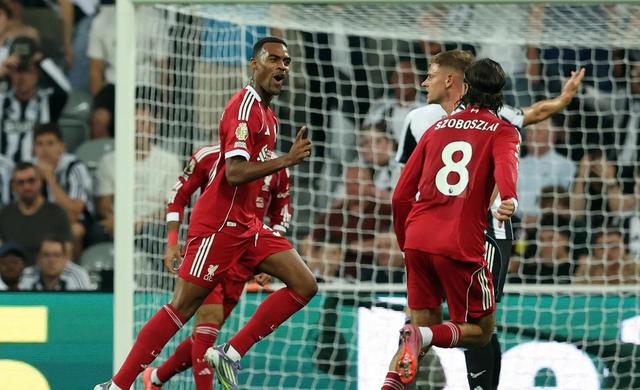 利物浦客场惊险逆转,夺得三分重要胜利 利物浦客场惊险逆转,夺得三分重要胜利