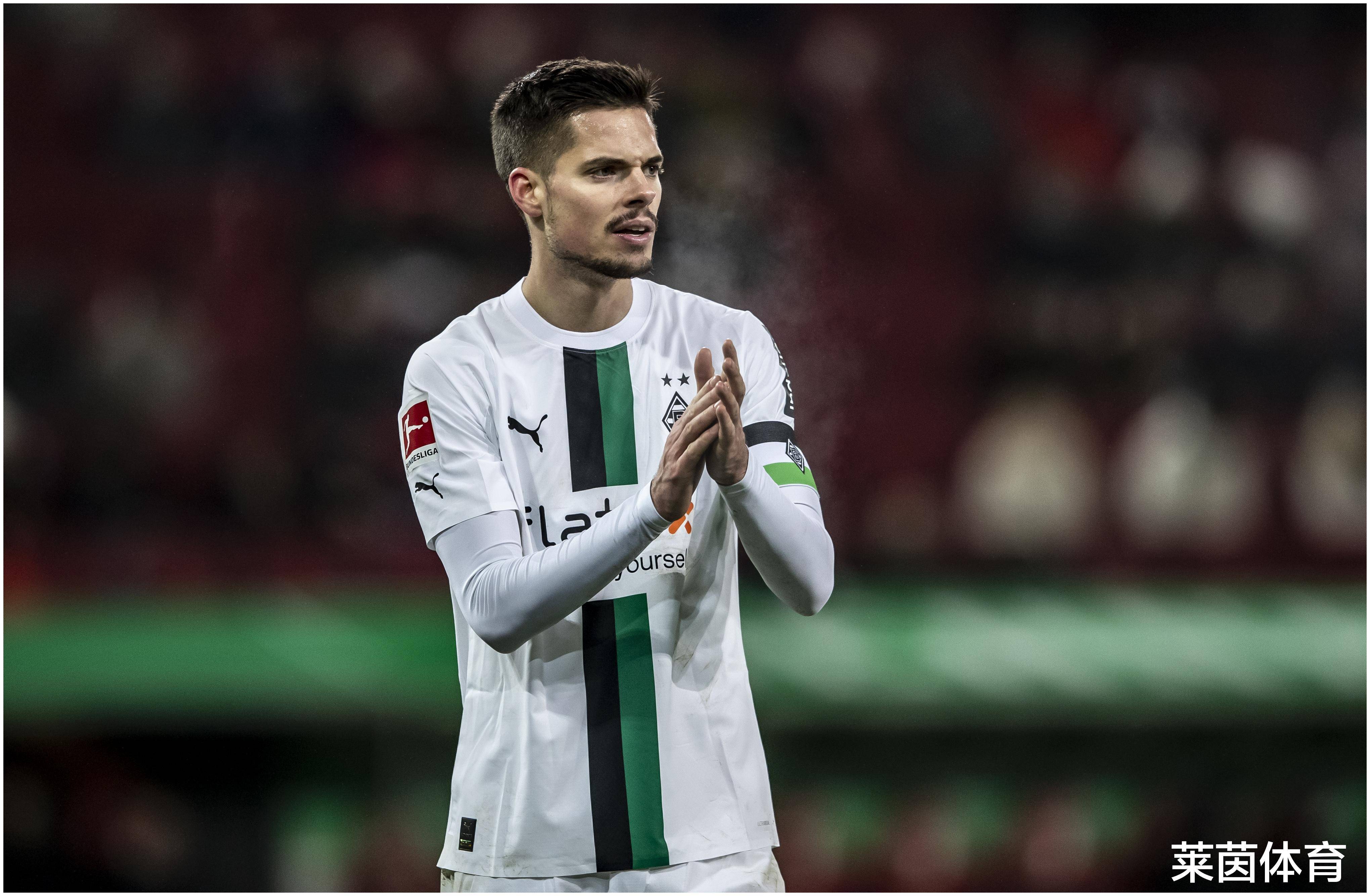 门兴格拉德巴赫在德甲联赛中继续领先