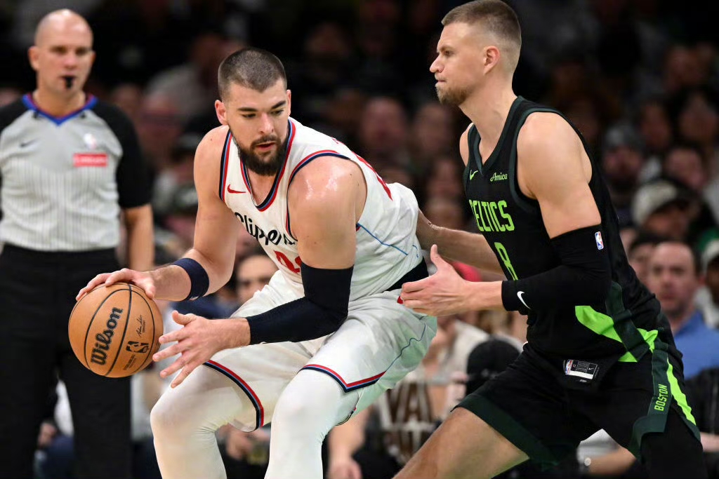 凯尔特人客场大胜快船，遭遇一场惨败的简单介绍