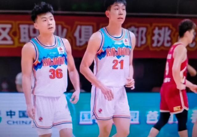 CBA赛季即将开启,球迷们期待着新的赛季 CBA赛季即将开启,球迷们期待着新的赛季