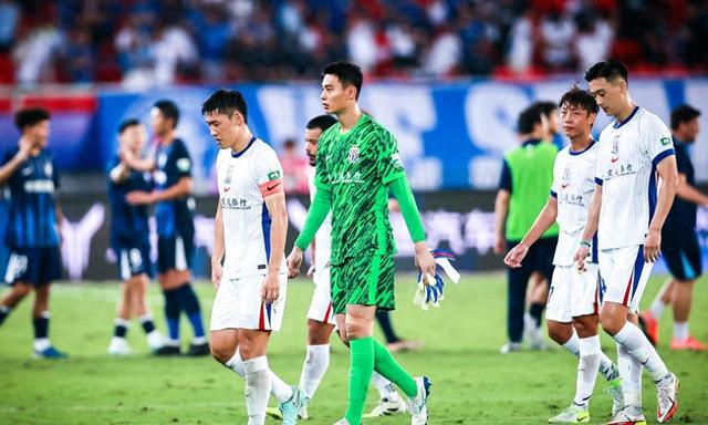 关于上海申花遭遇惨败，客场输球的信息