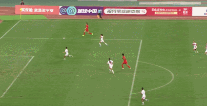 关于比赛上演逆袭奇迹，球迷欢呼雀跃的信息