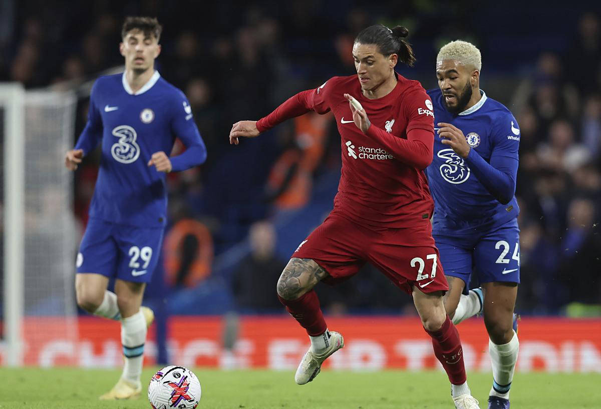 切尔西惊险战平西汉姆联，保持不败