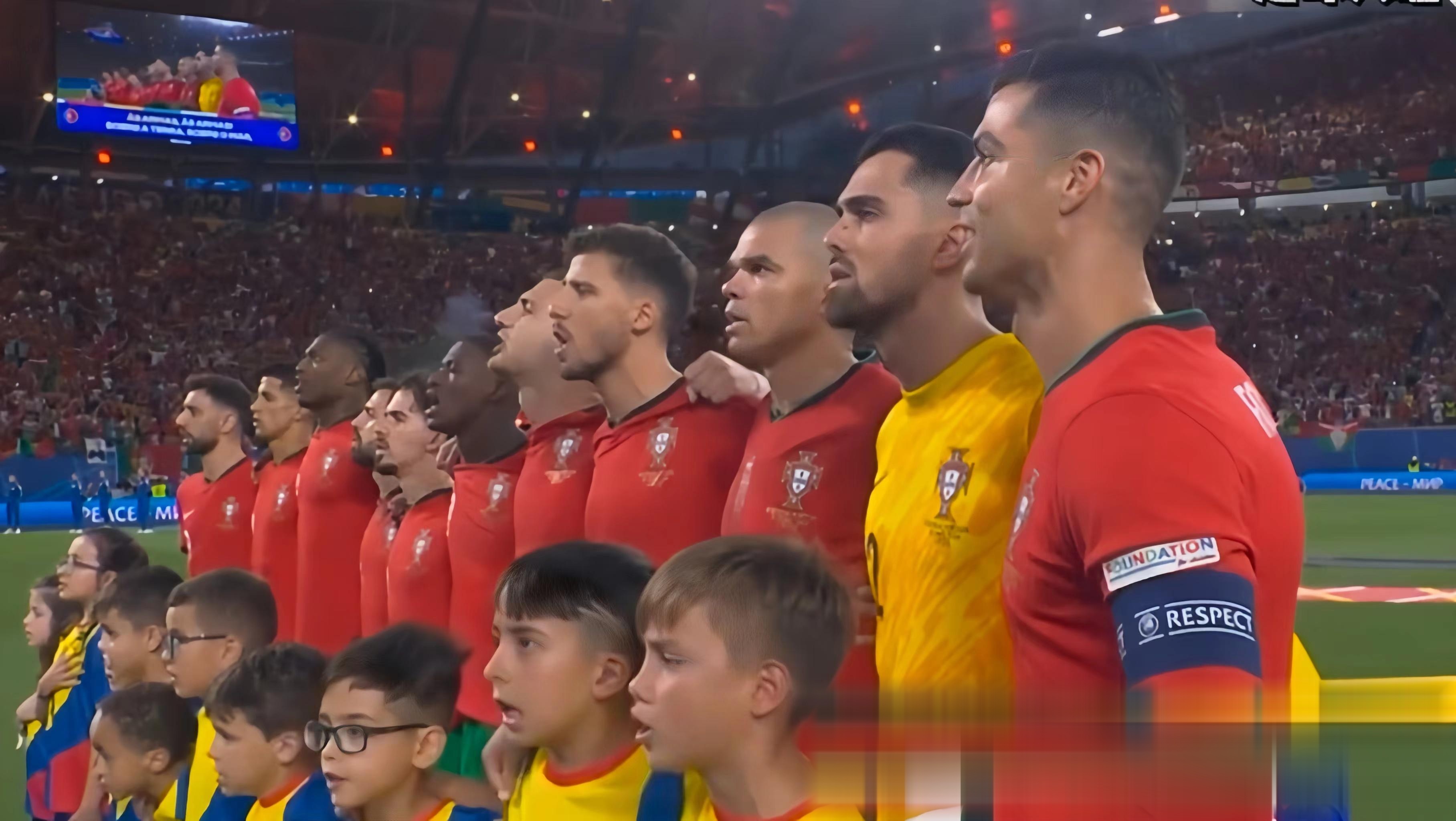 关于小组赛精彩：欧洲四强联赛冠军第一场遇强手的信息