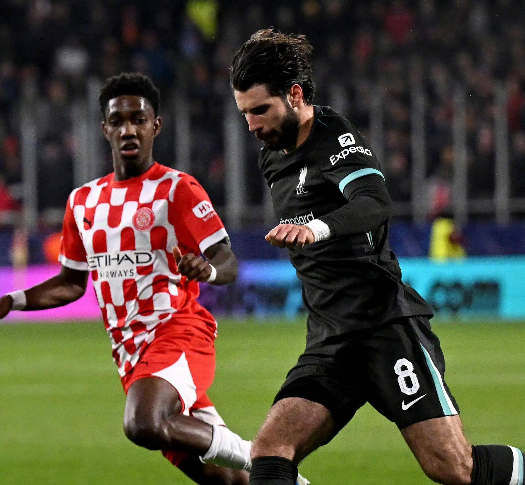 次轮法甲联赛，里尔队以强劲表现夺冠的简单介绍