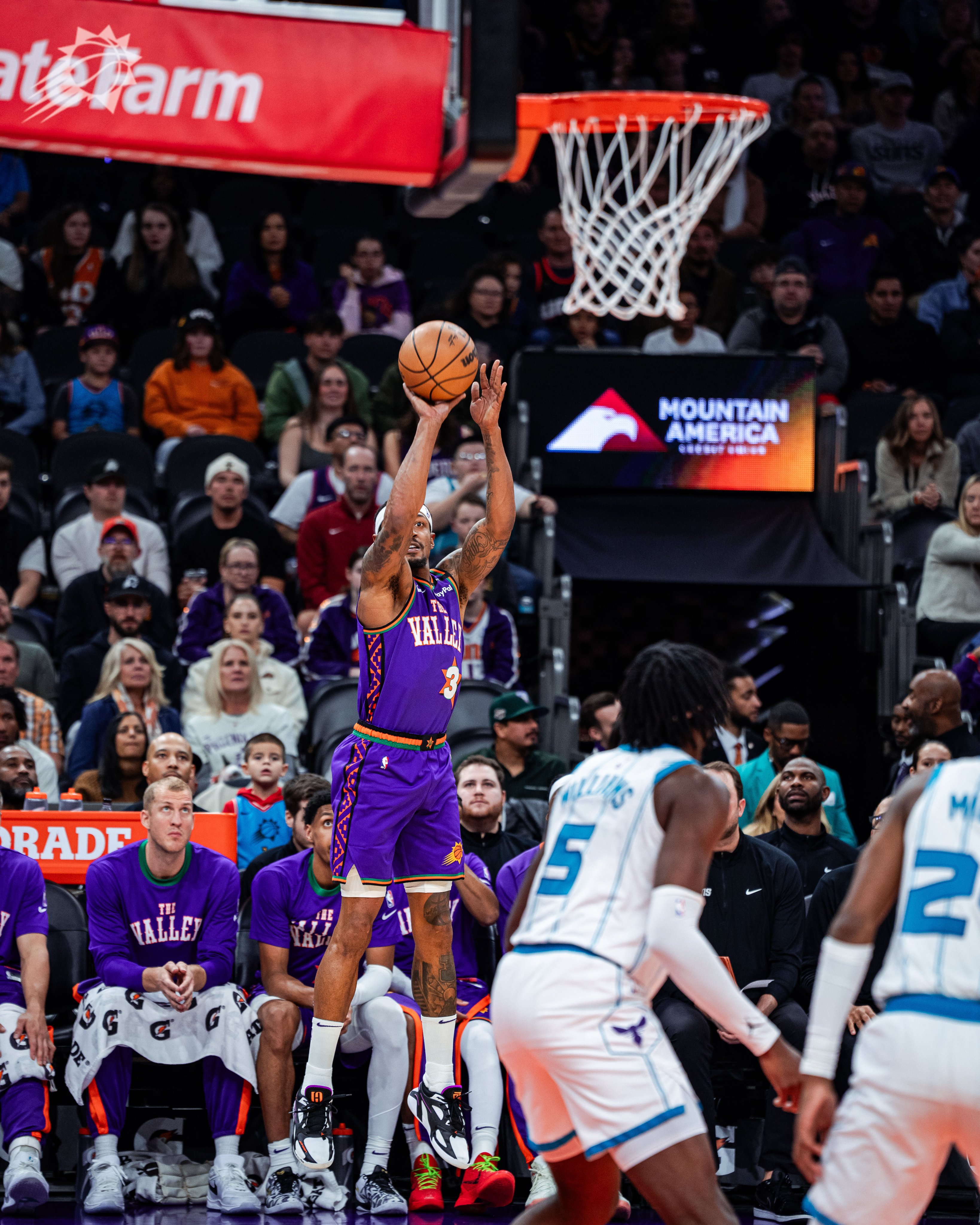 马刺大胜黄蜂,保持优秀战绩 马刺大胜黄蜂,保持优秀战绩