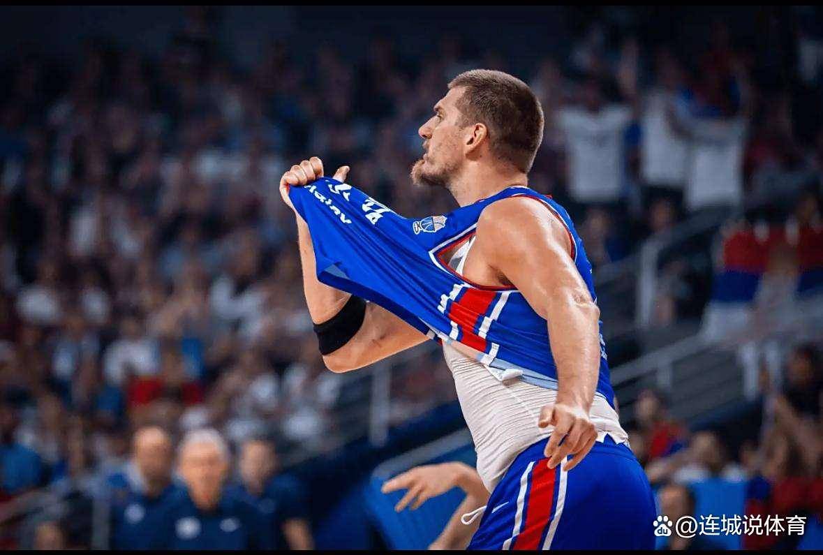 芬兰球员展现攻势,赢下比赛 芬兰球员展现攻势,赢下比赛