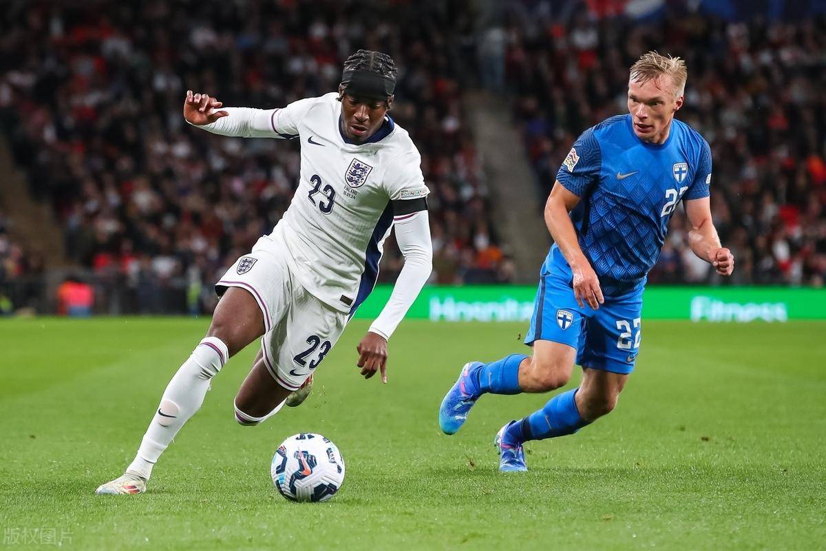 芬兰球员展现攻势,赢下比赛 芬兰球员展现攻势,赢下比赛