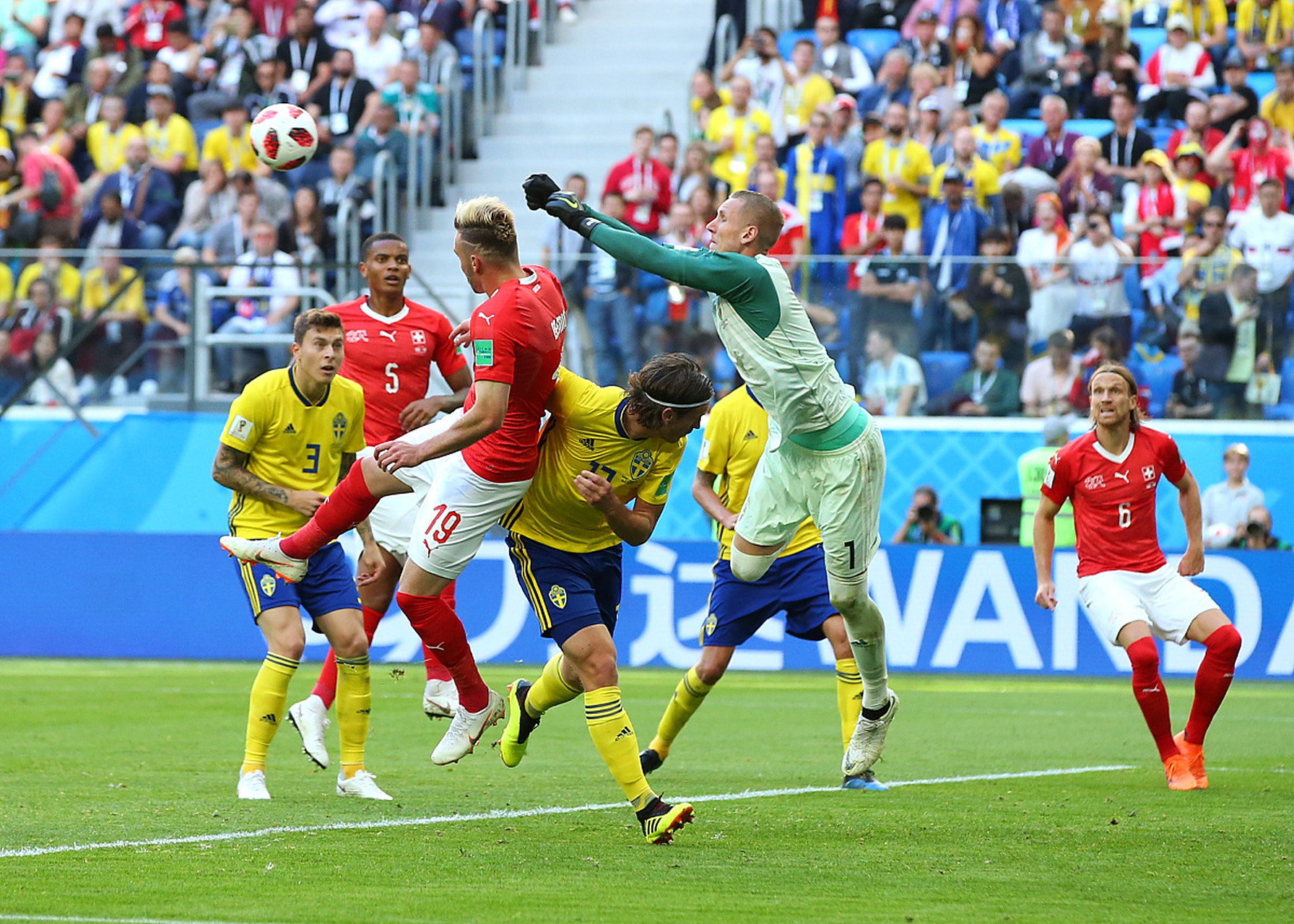 欧洲足球界发生了一场声势浩大的比赛