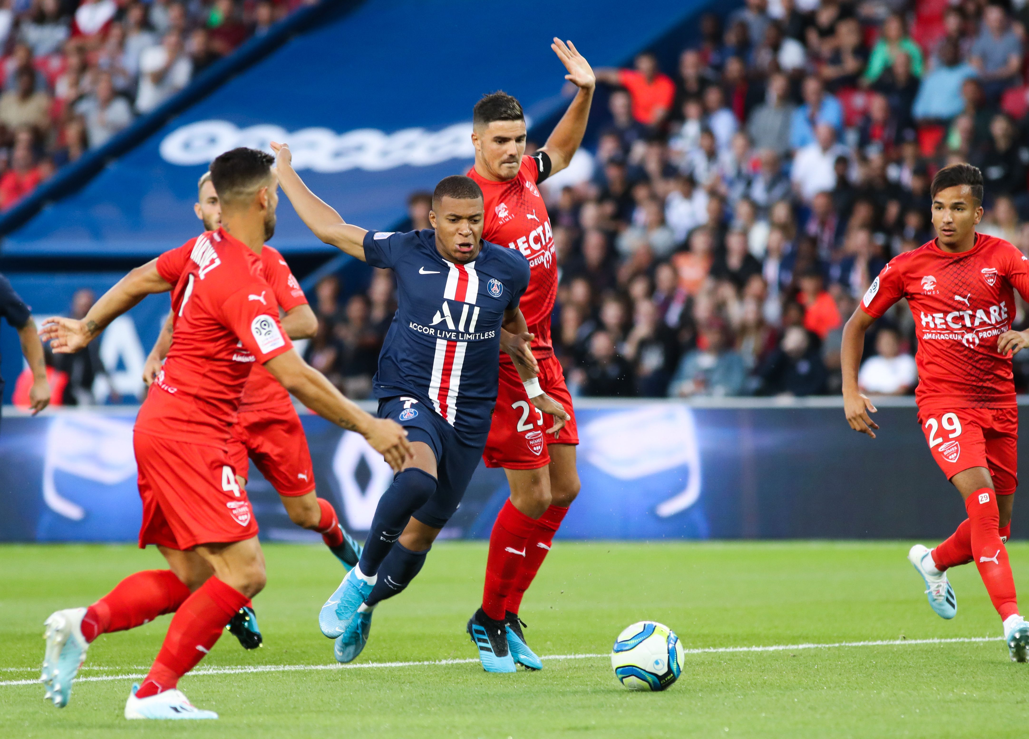 尼姆球员在周末与阿雅克肖一决高下